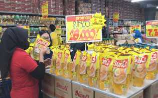 Minyak Goreng Murah Belum Masuk Pasar Tradisional Pekanbaru
