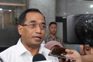 Soal Delay Penerbangan Akibat Erupsi Gunung Agung, Begini Pernyataan Menhub Budi