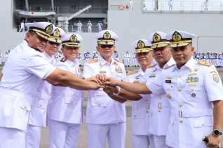 Pangkoarmada II Pimpin Sertijab Tiga Jabatan Strategis di Jajaran Koarmada II