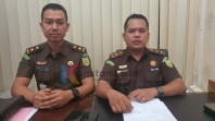 Kejari Kampar diduga terbitkan SP3 kasus dugaan korupsi penerimaan guru bantu libatkan Plt Kadis Aidil ?
