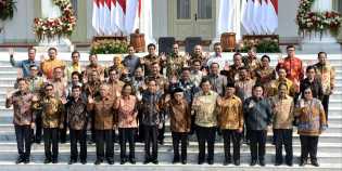 Reshuffle Kabinet untuk Kepentingan Bangsa atau Kepentingan Politik?