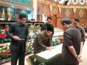 Sidang Paripurna DPRD Riau Putuskan Pajak Pertalite di Riau 5%