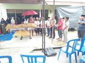 Wartawan Kampar ini Tewas Ditempat Usai Beradu Dengan Tronton