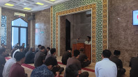 Tausiyah Qobla Dzuhur di Kejaksaan Tinggi Riau yang disampaikan oleh Ust. Dr. H. Zul Ikromi