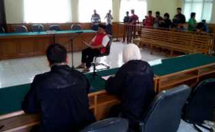 Pendiri Saracennews Diganjar 2,8 Tahun Penjara