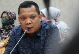 PAW DPRD Riau dari PAN dan Demokrat sudah Diteken Mendagri
