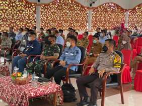 Mewakili AKBP Pangucap, Kabag Polres Rohul  Sosialisasi Survey Seismik 3D Hitam