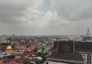Hujan Disertai Petir dan Angin Kencang Berpotensi Mengguyur Riau