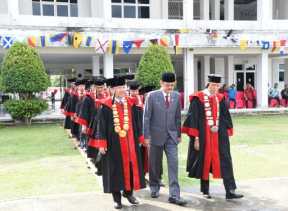 33 Mahasiswa Politeknik Negeri Bengkalis Diwisuda