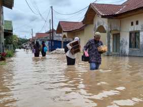Pekanbaru Mulai Salurkan Bantuan Bagi Korban Banjir