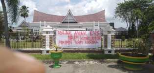 Spanduk Black Campaign,  Jelang Pemilihan Ketua KNPI Kampar