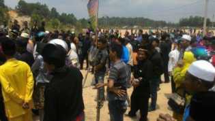 Masalah Rumah Adat, Massa LAM Riau di Duri Demo dan Nyaris Bentrok