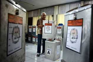 Survei Prediksi Pilpres 2024 akan Berlangsung Dua Putaran
