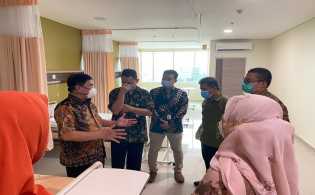 Anggota DPR RI Achmad: Tenaga Medis Adalah Pejuang, Segera Bantu APD