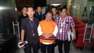 DPD I Golkar Riau Enggan Berkomentar Soal Penahanan Bupati Bengkalis