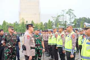 Gelar Operasi Pengamanan ‘Nataru’, Kapolda Riau Irjen Iqbal Pastikan Jajaran Lakukan Show Of Force