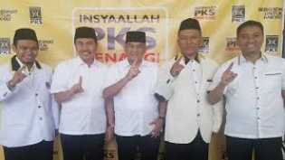 Dianggap Tidak Komitmen, PKS Kecewa Dengan Gubri Syamsuar
