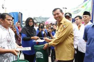 Wako Firdaus Minta Sekolah Siapkan Bank Sampah