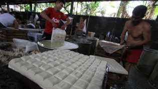 Perajin Sebut Harga Tahu dan Tempe Bisa Naik Lagi