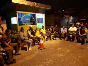 Wujudkan Forum Dialogis Bersama Masyarakat, Polresta Pekanbaru Lakukan Giat Opor Sahur