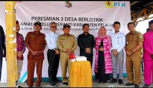 Warga 3 Desa di Teluk Meranti ini Nikmati Program Pelalawan Terang