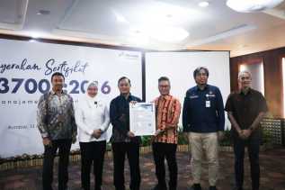 ASISTEN PERDATA DAN TATA USAHA NEGARA KEJAKSAAN TINGGI RIAU HADIRI KEGIATAN PENYERAHAN SERTIFIKASI ISO 37001:2016 SISTEM MANAJEMEN ANTI PENYUAPAN PT.PERTAMINA HULU ROKAN (PHR).