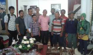 Kisruh Pilpeng PAW di Sinaboi, Masyarakat dan Mahasiswa Datangi Ketua DPRD Rohil