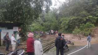 Longsor di Limapuluh Kota, Jalan Sumbar – Riau Putus