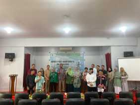 Wakil Dekan 3 Dr. Hj. Julina, S.E., M.Si membuka acara Musyawarah Besar IKA Akuntansi UIN SUSKA Riau