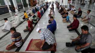 Pemerintah Bahas Salat Id Saat Pandemi Corona Hari Ini