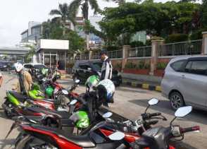 Dinas Perhubungan Pekanbaru Sulit Atasi Parkir Liar