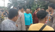 Masyarakat batulangkah Kecil Demo Perkebunan Mau Menutup Akses Masyarakat & Memagar Akses Depan rumah Warga