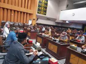 Masyarakat Minta Eksekusi Pasar Keget, Komisi II DPRD Pekanbaru Hearing dengan Disperindag dan Camat