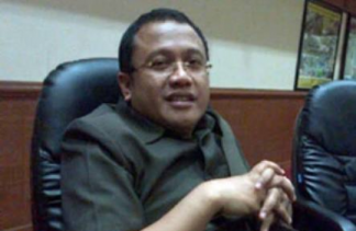 Surat Rekomendasi Dukungan Untuk Kader Golkar Harris-Yopi Beredar, Ini Tanggapan PDI-P Riau
