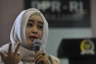 Fahira Imbau POP Dihentikan Sementara untuk Evaluasi