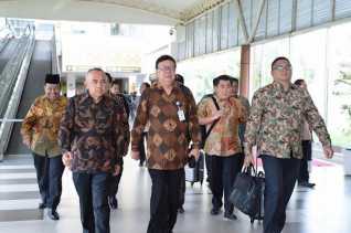 Mendagri Segera Berhentikan Bupati Rohul