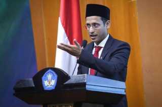 Mentri Pendidikan dan Kebudayaan di Hajar Telak Oleh Muhammadiyah