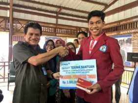 80 Mahasiswa Kurang Mampu Terima Beasiswa PT RAPP
