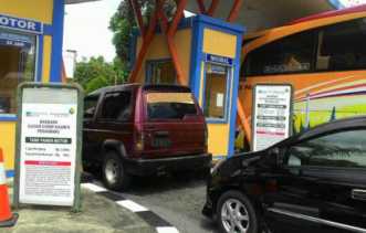 Februari Bayar Parkir Bandara SSK II Pekanbaru Tidak Pakai Uang Cash