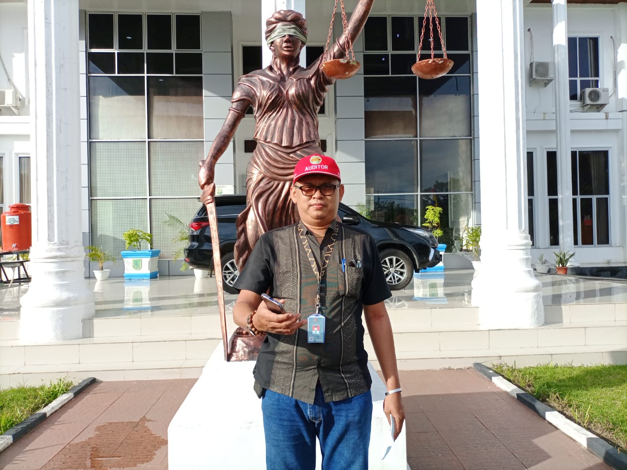 Larshen Yunus: Pasal 167, 168 dan 169 KUHAP Tidak Bisa Diterapkan Pada Sidang Praperadilan Rudianto Larshen Yunus: Pasal 167, 168 dan 169 KUHAP Tidak Bisa Diterapkan Pada Sidang Praperadilan Rudiantoi