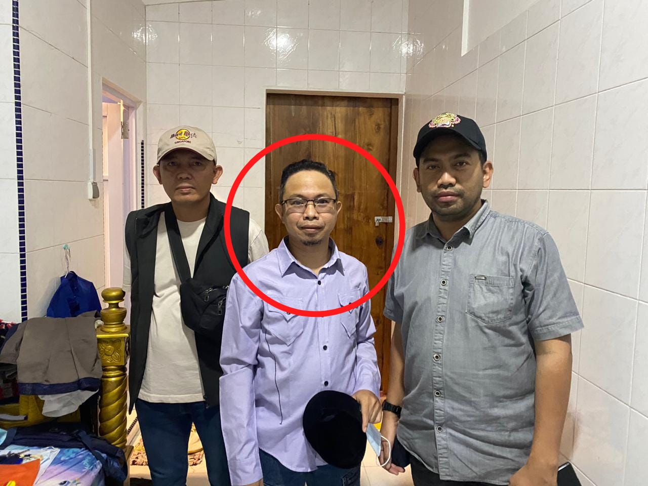 Tim Tabur Kejaksaan Agung Berhasil Mengamankan Terpidana YAHDI BASMA, S.H. Tim Tabur Kejaksaan Agung Berhasil Mengamankan Terpidana YAHDI BASMA, S.H.i