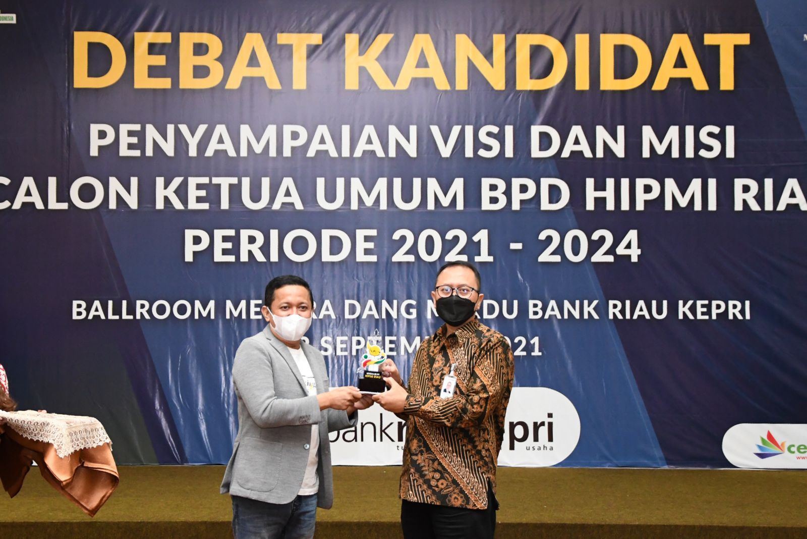 Direktur Utama BRK Jadi Panelis di Debat Kandidat Caketum Hipmi Riau Direktur Utama BRK Jadi Panelis di Debat Kandidat Caketum Hipmi Riaui