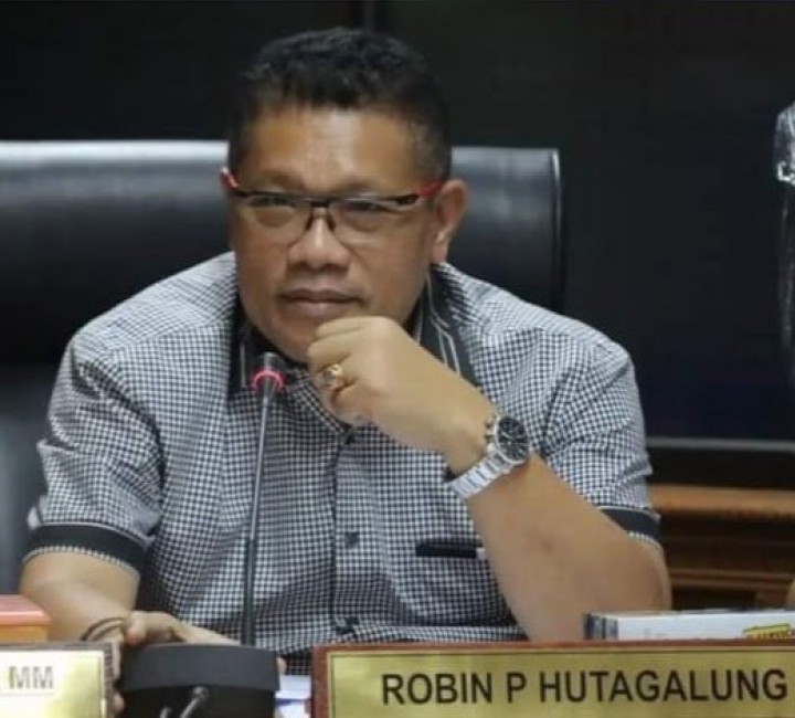 Siswa Tak Tertampung, DPRD Minta Pemprov Riau Diminta Cari Solusi Siswa Tak Tertampung, DPRD Minta Pemprov Riau Diminta Cari Solusii