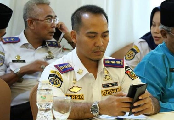 Terminal Beralih Fungsi Jadi Tempat Parkir Terminal Beralih Fungsi Jadi Tempat Parkiri