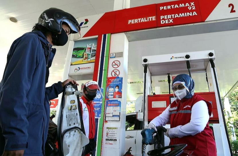 Aplikasi MyPertamina Jadi Syarat Beli BBM Bersubsidi Aplikasi MyPertamina Jadi Syarat Beli BBM Bersubsidii