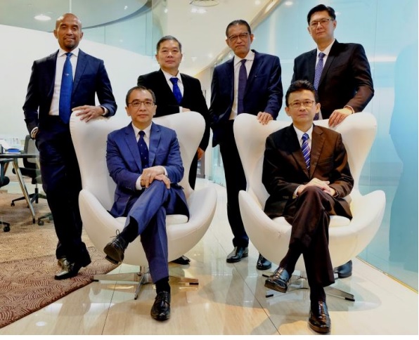 Jajaran Direksi dan Dewan Komisaris Baru Jakarta Futures Exchange Periode 2020-2025 Jajaran Direksi dan Dewan Komisaris Baru Jakarta Futures Exchange Periode 2020-2025i