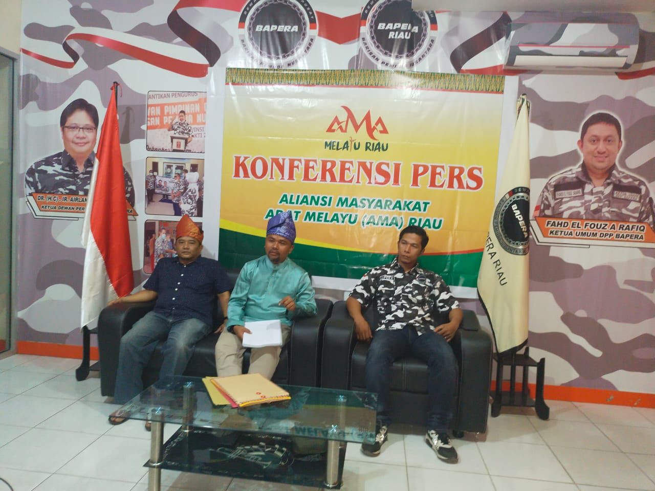 Sinergitas AMA dan Bapera Riau, Tidak Ada Kompromi dengan Mafia Korporasi Sinergitas AMA dan Bapera Riau, Tidak Ada Kompromi dengan Mafia Korporasii