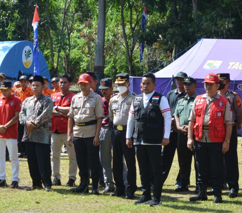Buka Acara Pelatihan Tagana di Bandar Sekijang, Zukri Berharap Semua lini Bersinergi Buka Acara Pelatihan Tagana di Bandar Sekijang, Zukri Berharap Semua lini Bersinergii