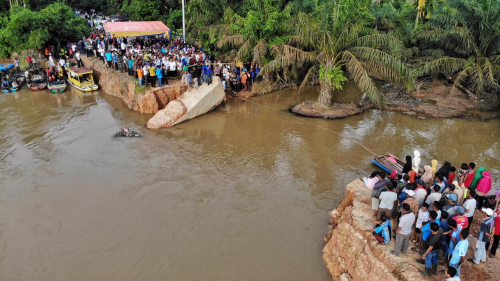 Riau Tetapkan Status Siaga Darurat Banjir dan Longsor Riau Tetapkan Status Siaga Darurat Banjir dan Longsori