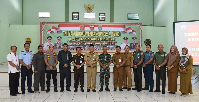 Pemko Dumai Serahkan Rp2,3 M untuk TMMD Pemko Dumai Serahkan Rp2,3 M untuk TMMDi